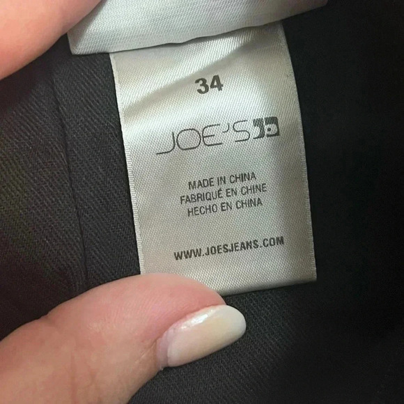 Sz 34 Joe’s The Lara Petite Straight Leg Vintage Stretch Black Jeans - Picture 9 of 10